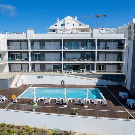 Panoramic Views - Terrace, Sea Views & Pool Apartment Nazare Exterior photo