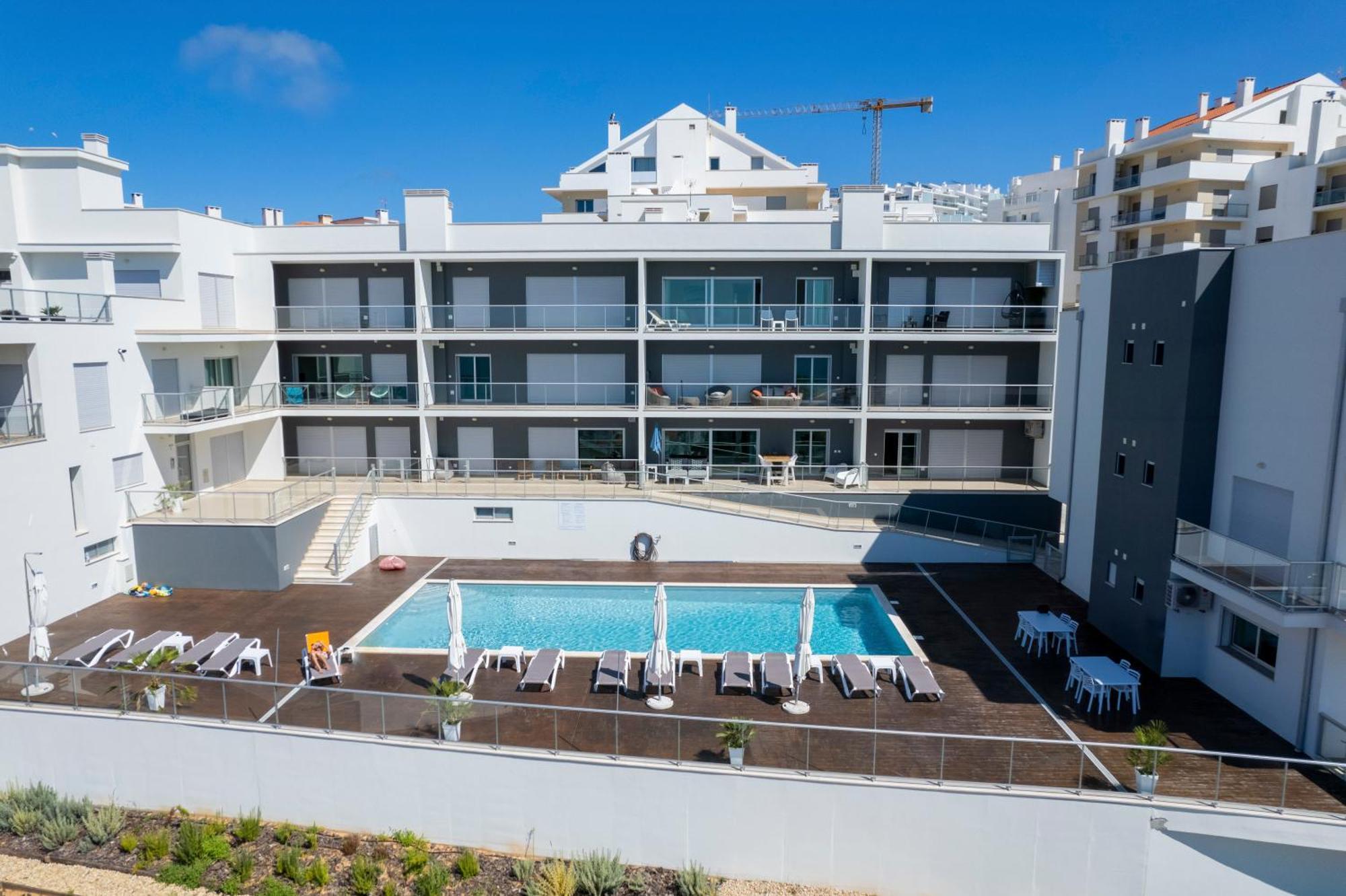 Panoramic Views - Terrace, Sea Views & Pool Appartamento Nazaré