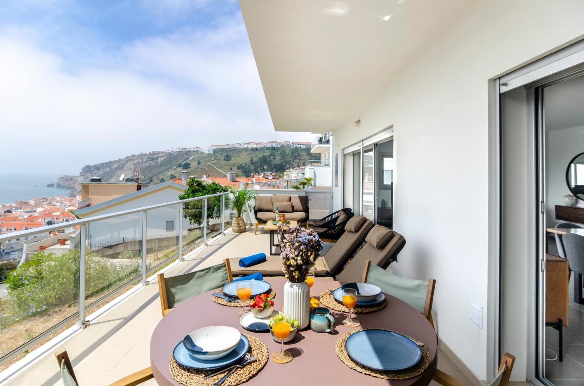 Appartamento Panoramic Views - Terrace, Sea Views & Pool Nazaré