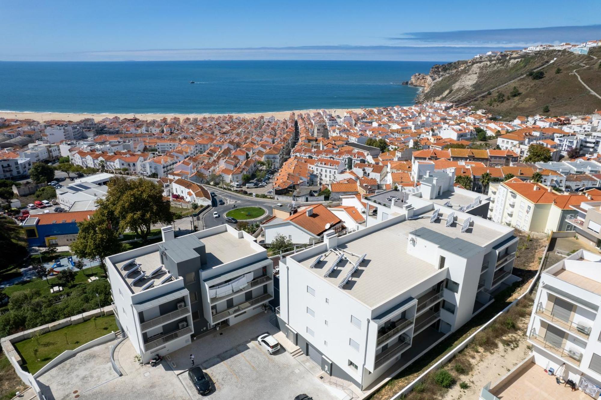 Appartamento Panoramic Views - Terrace, Sea Views & Pool Nazaré