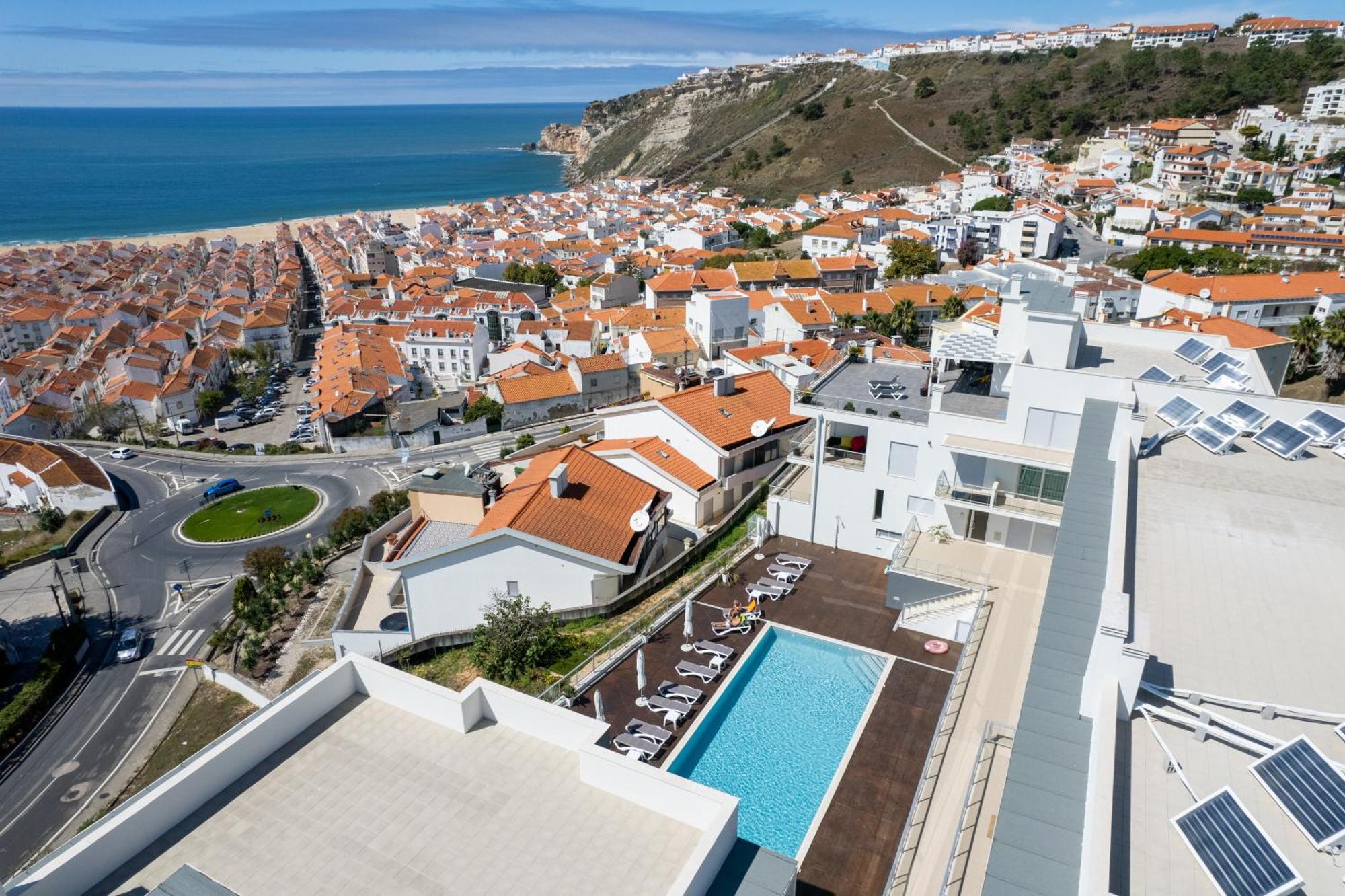 Appartamento Panoramic Views - Terrace, Sea Views & Pool Nazaré