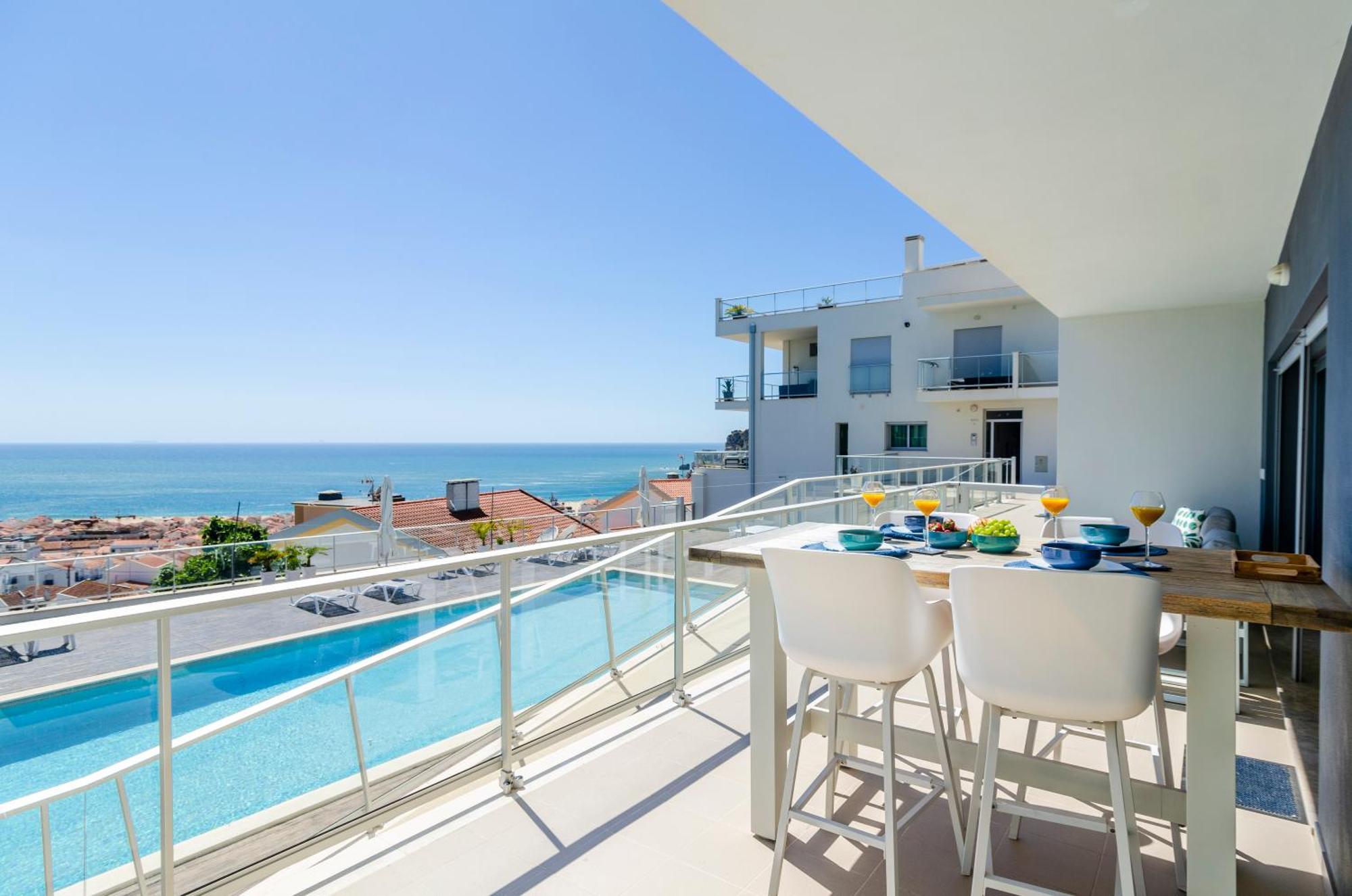 Panoramic Views - Terrace, Sea Views & Pool Appartamento