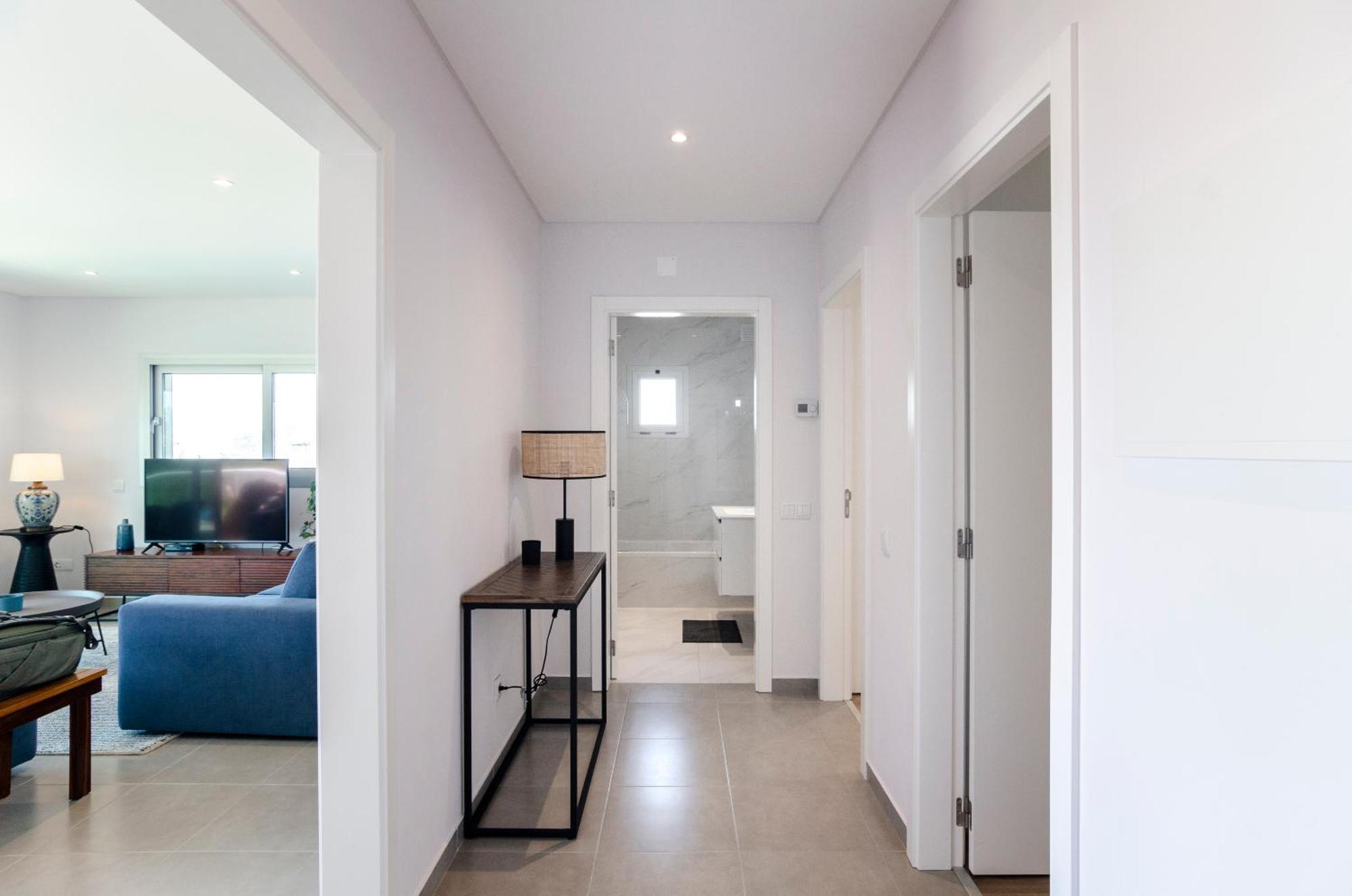 Panoramic Views - Terrace, Sea Views & Pool Appartamento