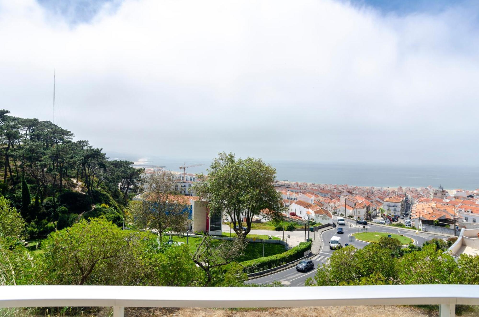 Panoramic Views - Terrace, Sea Views & Pool Appartamento
